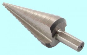 Сверло Ступенчатое конусное d4-d12мм 5 ступеней, Р6АМ5, d хвостовика 6мм "CNIC"